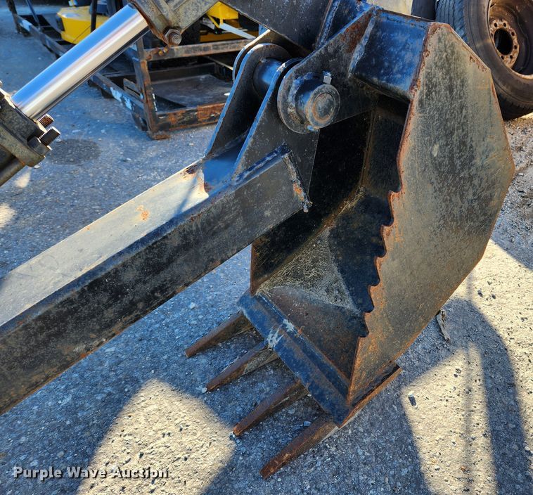 image for item JB9684 Skid steer backhoe