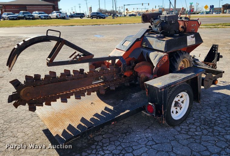 image for item JB9689 2007 Ditch Witch 1820  trencher