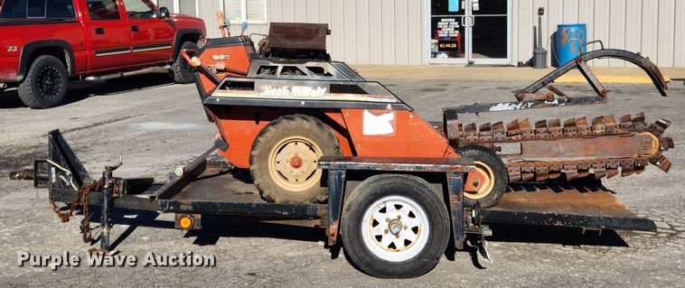 image for item JB9689 2007 Ditch Witch 1820  trencher