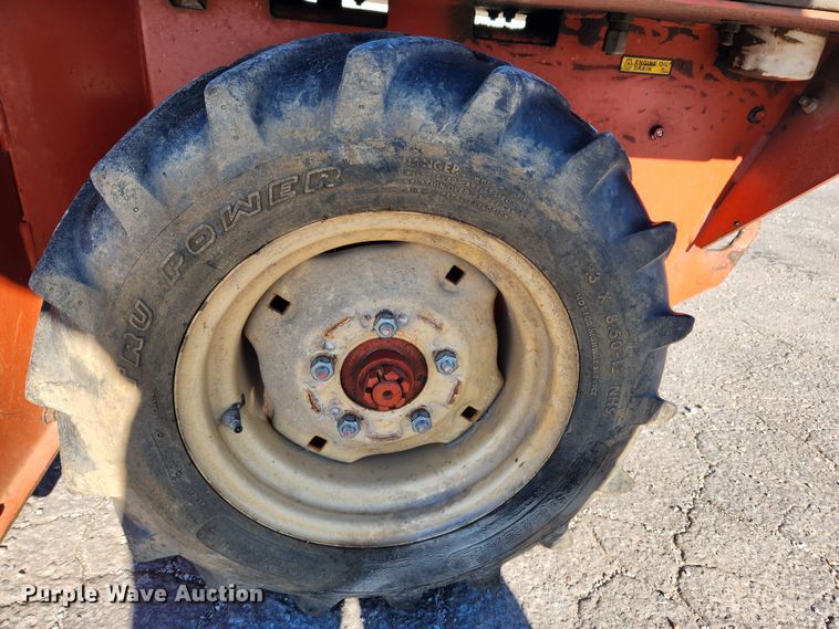 image for item JB9689 2007 Ditch Witch 1820  trencher