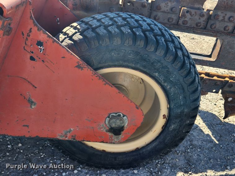 image for item JB9689 2007 Ditch Witch 1820  trencher