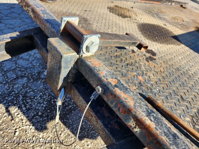 image for item JB9689 2007 Ditch Witch 1820  trencher