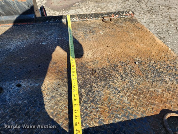 image for item JB9689 2007 Ditch Witch 1820  trencher