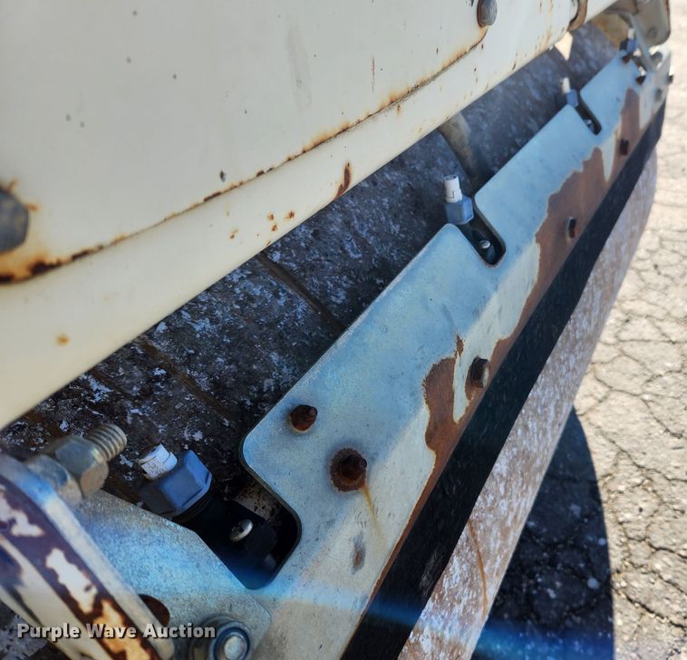 image for item JB9691 2007 Ingersoll Rand DD-24  double drum vibratory roller