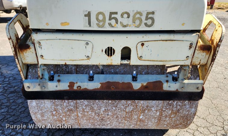 image for item JB9691 2007 Ingersoll Rand DD-24  double drum vibratory roller