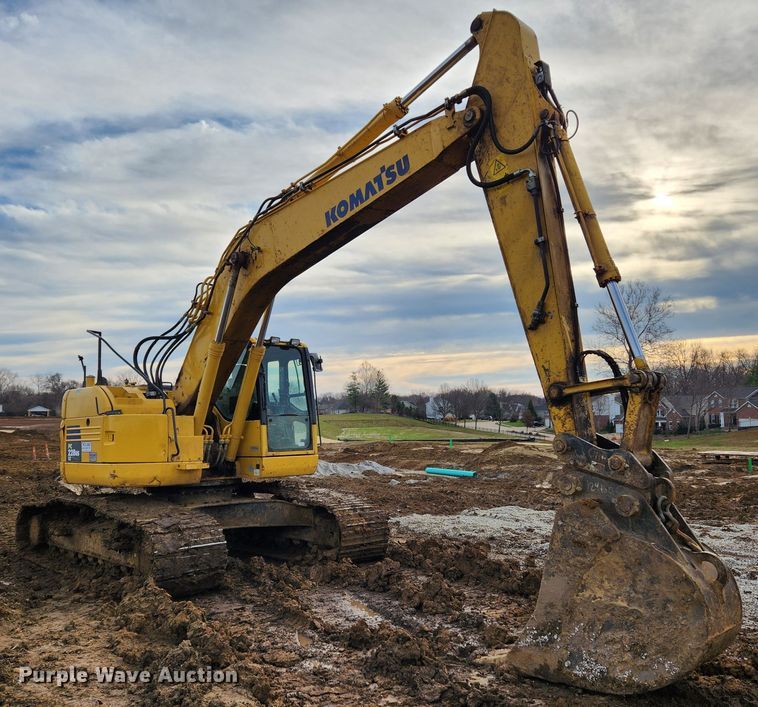 image for item JB9695 2013 Komatsu PC228USLC-8  excavator