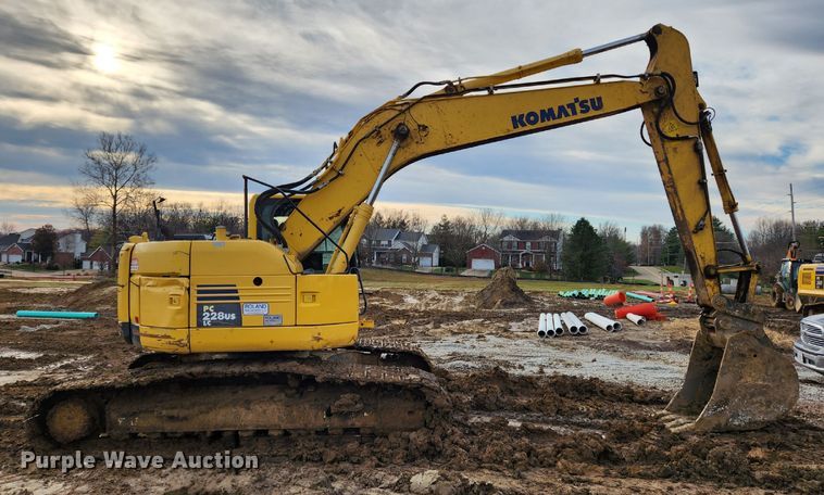 image for item JB9695 2013 Komatsu PC228USLC-8  excavator