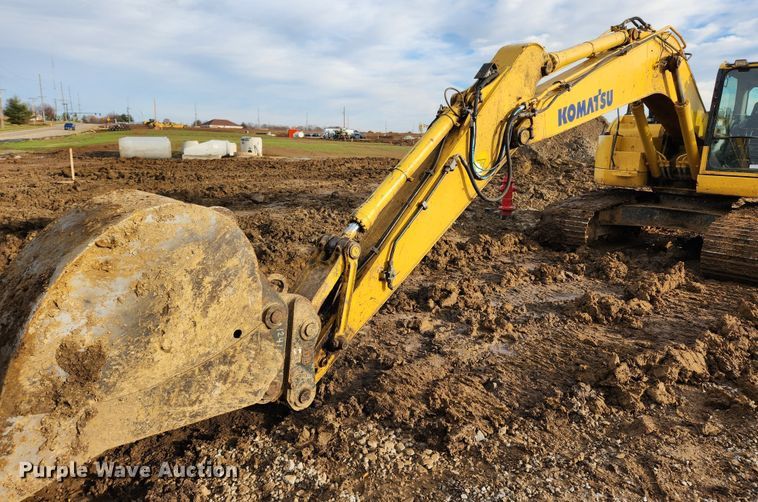 image for item JB9695 2013 Komatsu PC228USLC-8  excavator