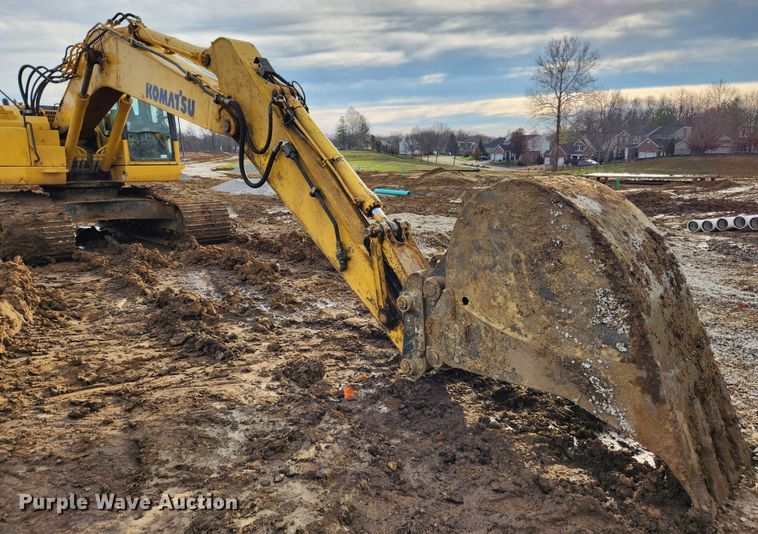 image for item JB9695 2013 Komatsu PC228USLC-8  excavator