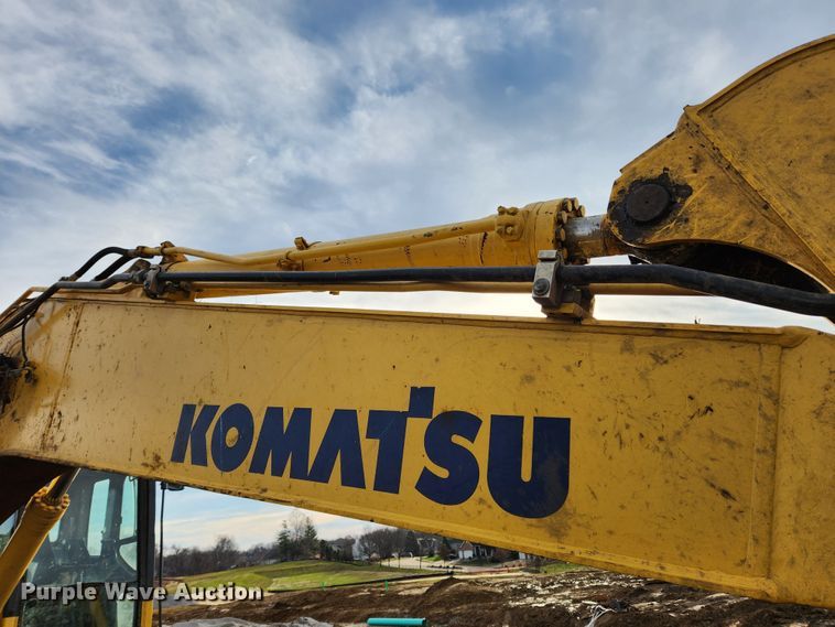 image for item JB9695 2013 Komatsu PC228USLC-8  excavator