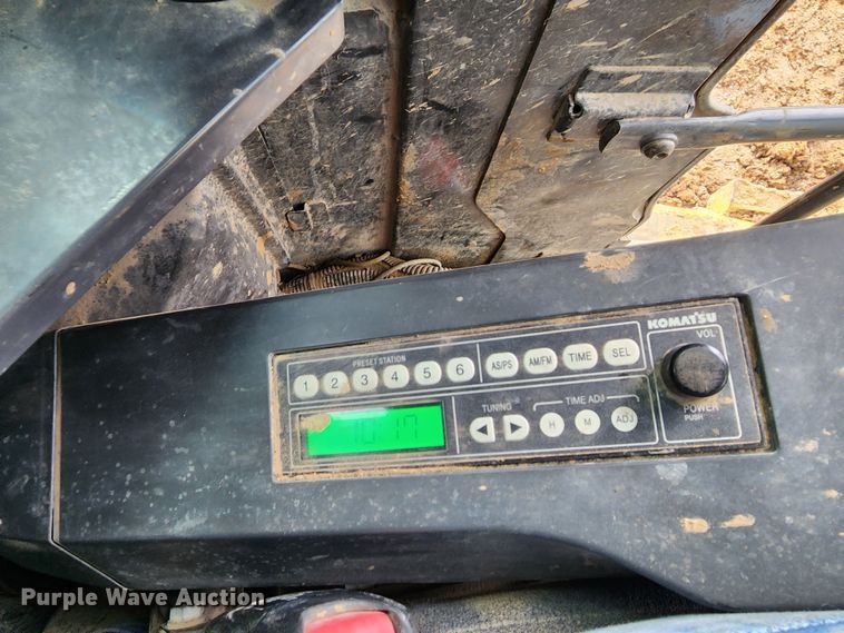 image for item JB9695 2013 Komatsu PC228USLC-8  excavator