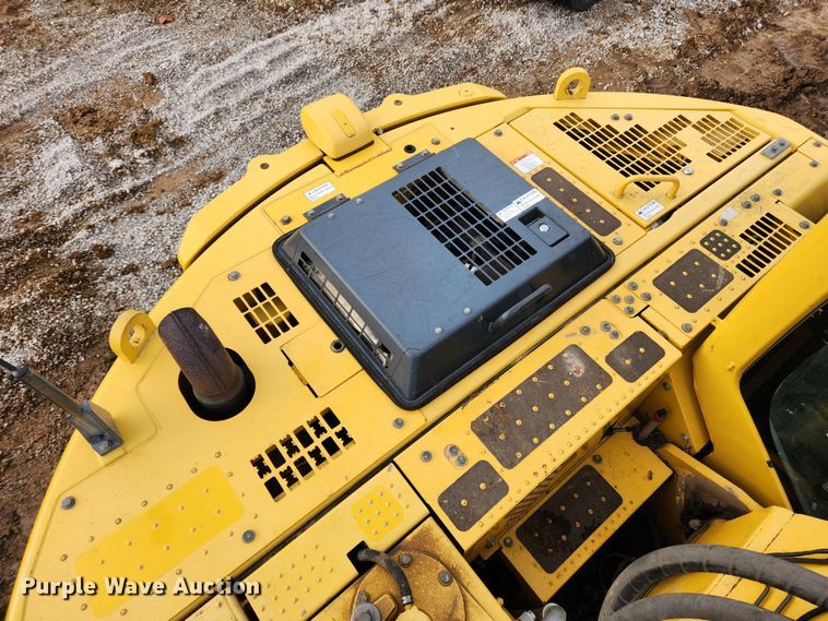 image for item JB9695 2013 Komatsu PC228USLC-8  excavator