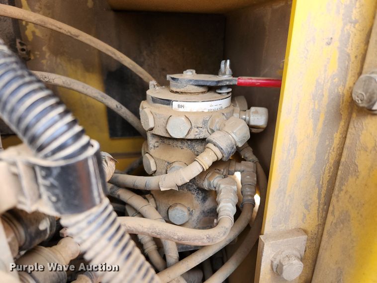 image for item JB9695 2013 Komatsu PC228USLC-8  excavator