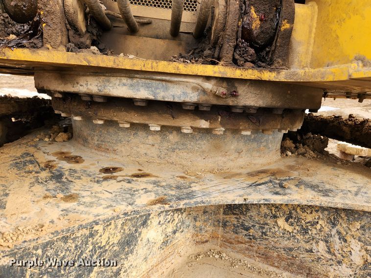 image for item JB9695 2013 Komatsu PC228USLC-8  excavator