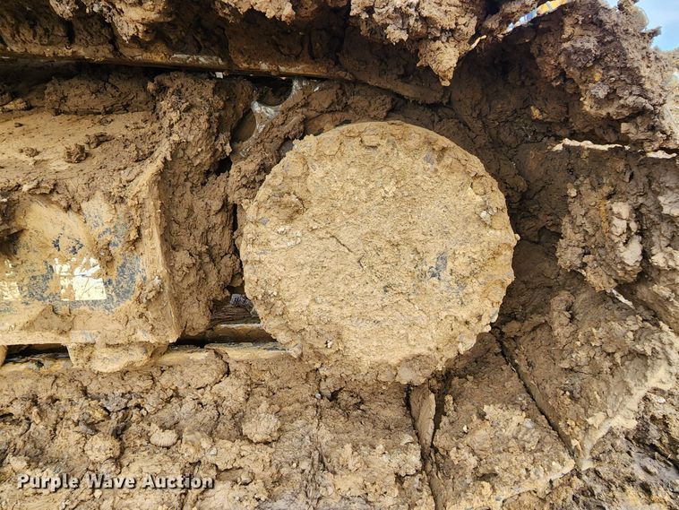 image for item JB9695 2013 Komatsu PC228USLC-8  excavator