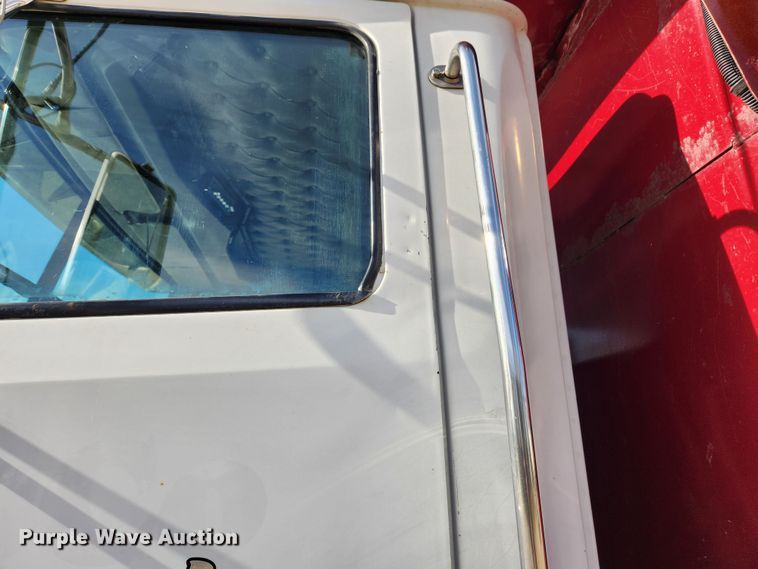 image for item JB9699 2004 Western Star 4900FA  dump truck