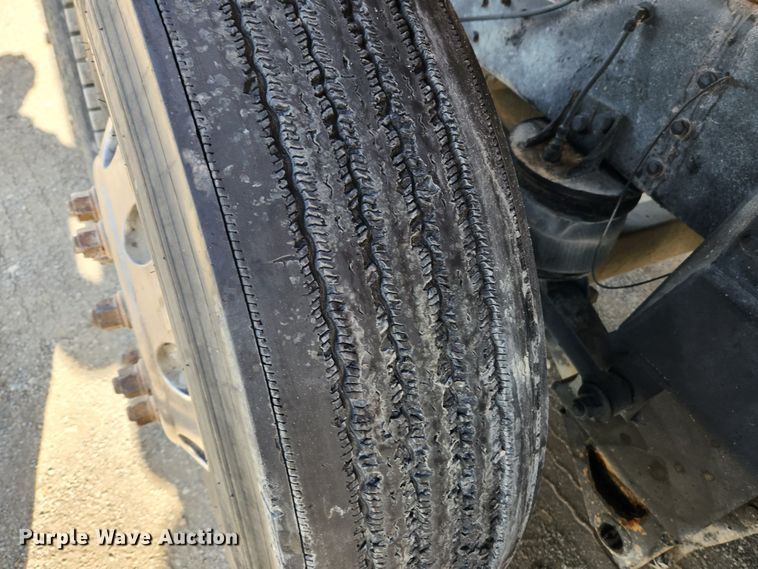 image for item JB9699 2004 Western Star 4900FA  dump truck