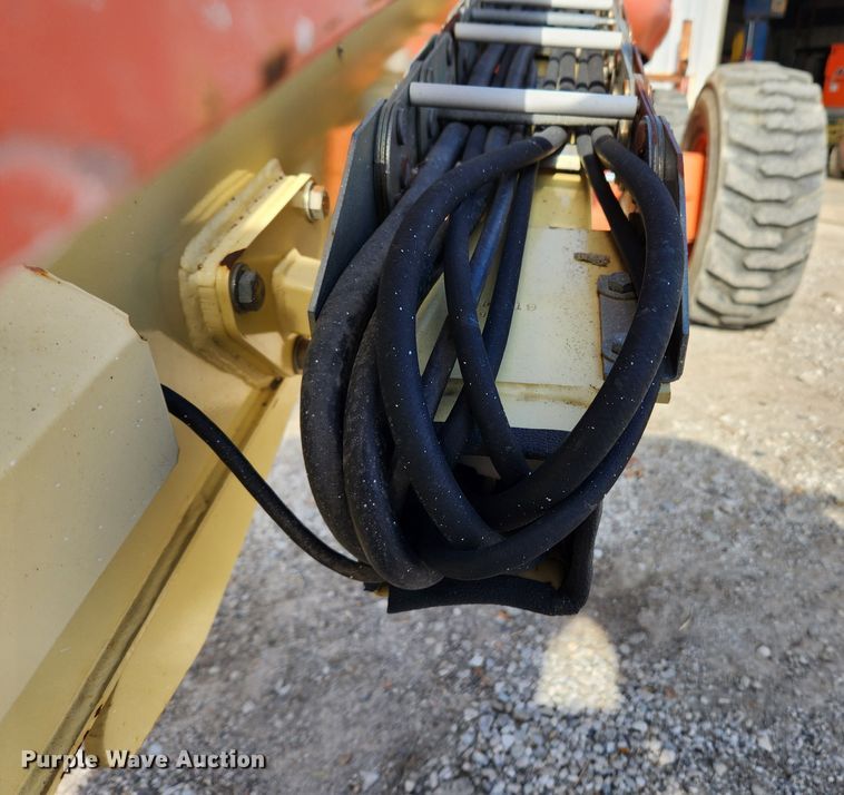 image for item JB9727 2000 JLG 600S  boom lift