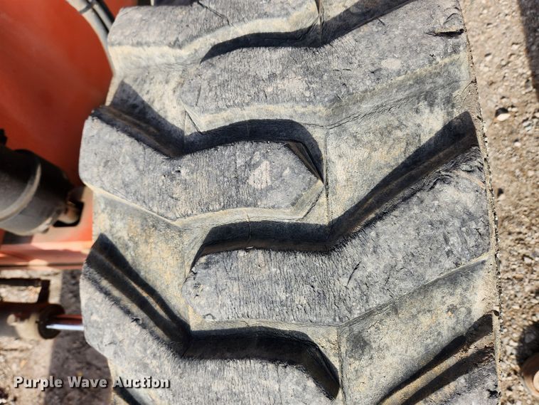 image for item JB9727 2000 JLG 600S  boom lift