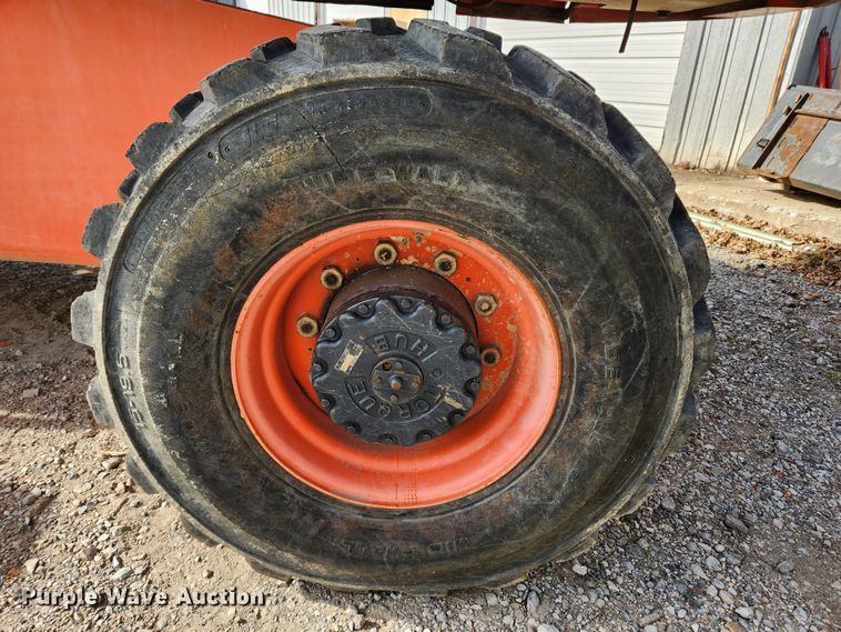 image for item JB9727 2000 JLG 600S  boom lift