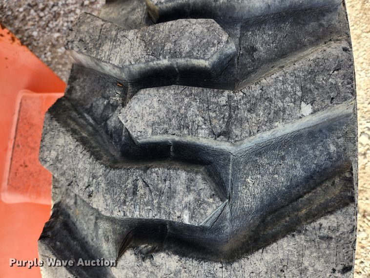 image for item JB9727 2000 JLG 600S  boom lift