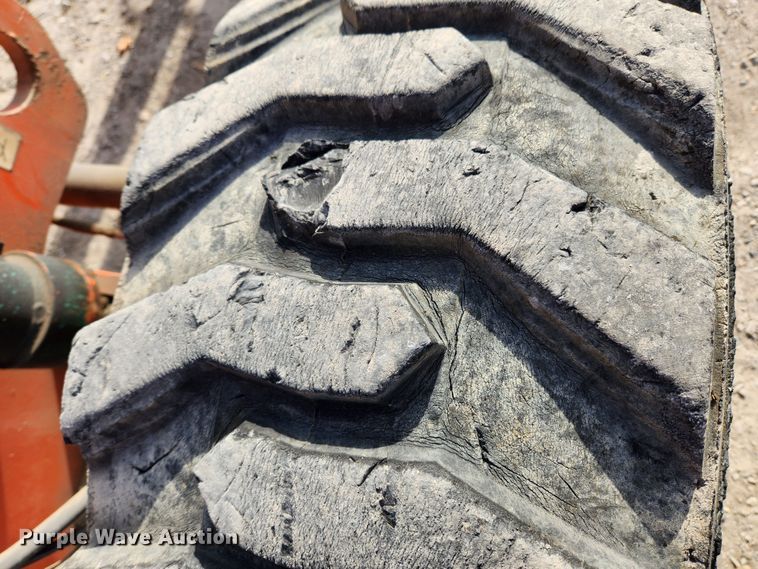 image for item JB9727 2000 JLG 600S  boom lift