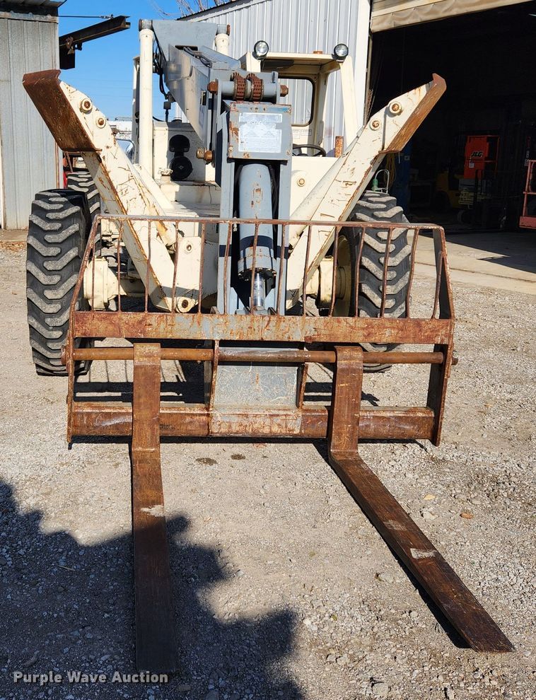 image for item JB9729 1998 Terex SS1048  telehandler