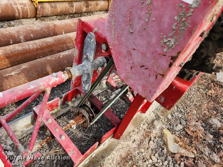 image for item JB9734 Razorback  screed