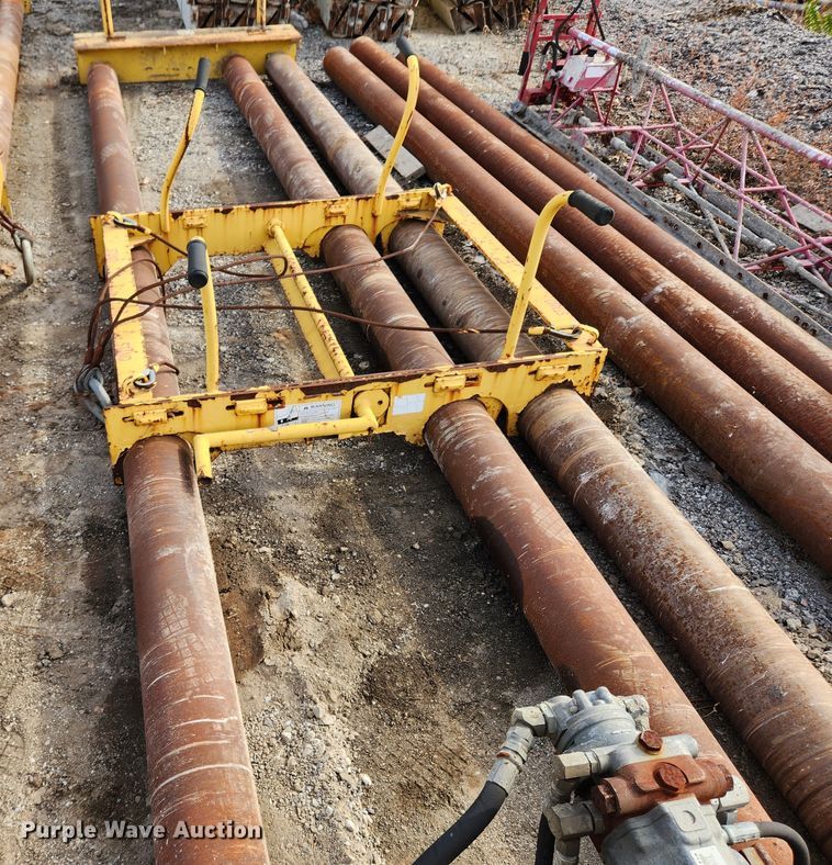 image for item JB9736 Terramite  roller screed