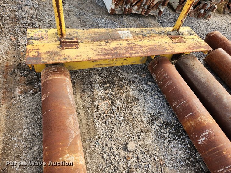 image for item JB9736 Terramite  roller screed