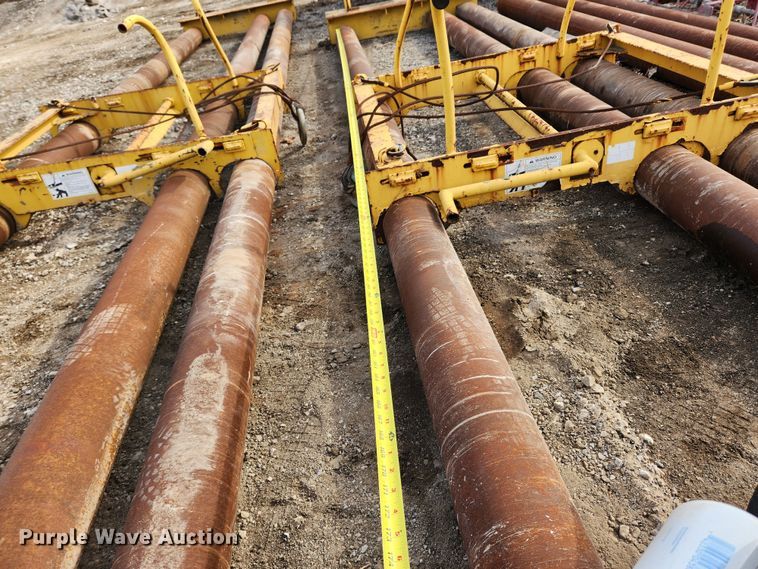 image for item JB9736 Terramite  roller screed