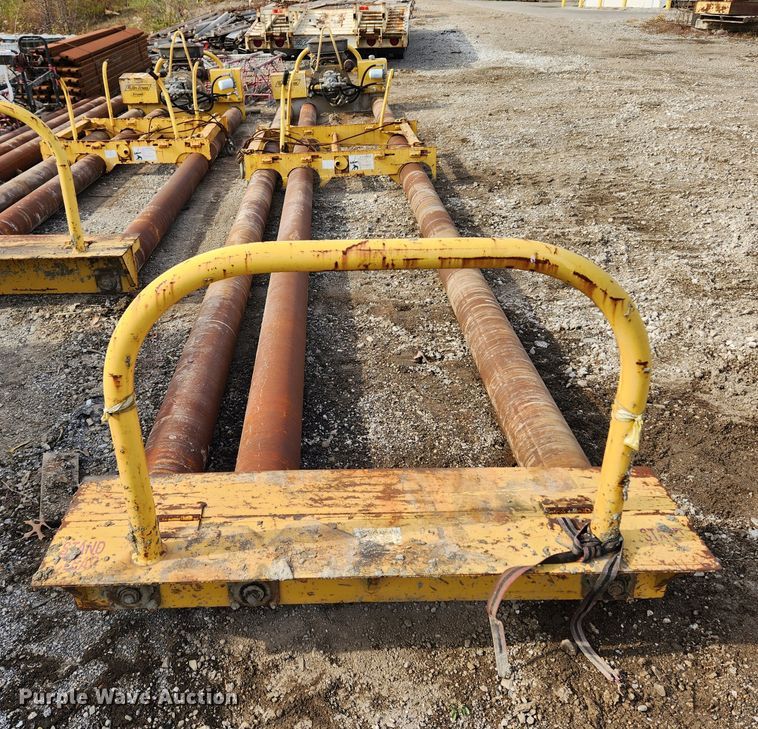 image for item JB9737 Terramite  roller screed