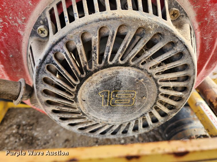 image for item JB9737 Terramite  roller screed