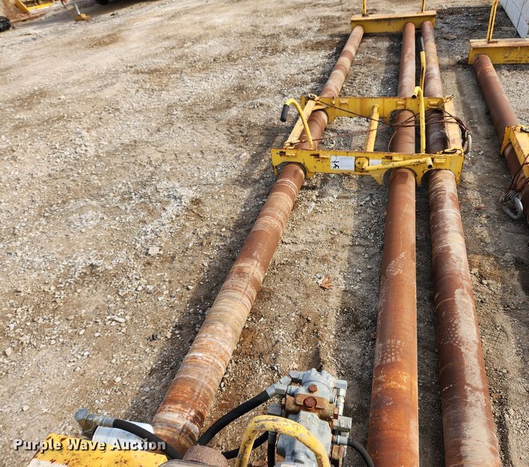 image for item JB9737 Terramite  roller screed