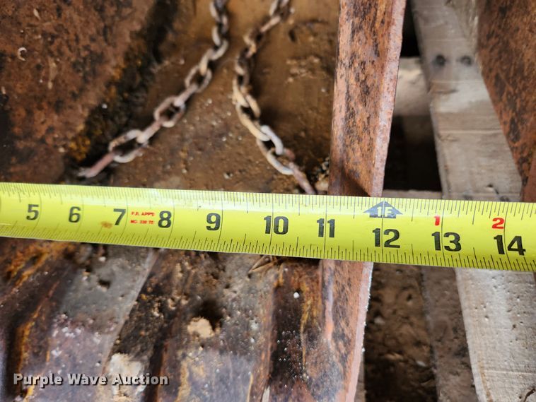 image for item JB9746 (3) backhoe buckets