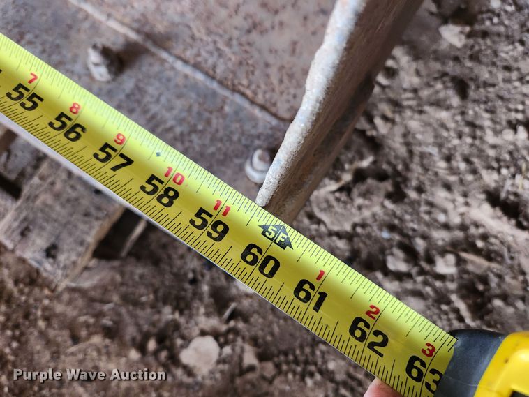 image for item JB9746 (3) backhoe buckets