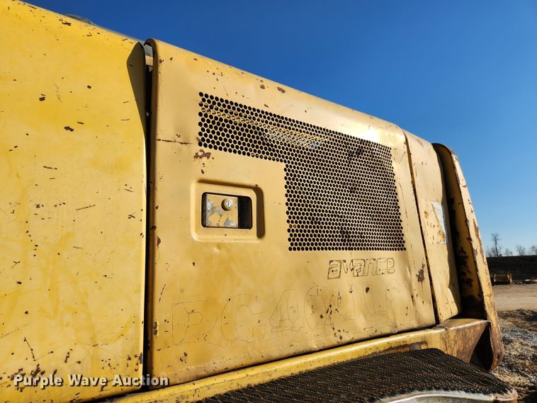 image for item JB9772 1997 Komatsu PC400LC-6  excavator