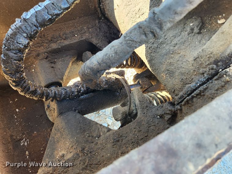 image for item JB9772 1997 Komatsu PC400LC-6  excavator