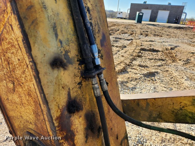 image for item JB9772 1997 Komatsu PC400LC-6  excavator