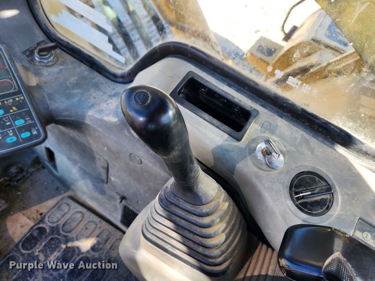 image for item JB9772 1997 Komatsu PC400LC-6  excavator