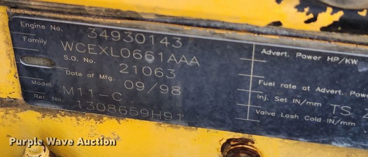 image for item JB9772 1997 Komatsu PC400LC-6  excavator