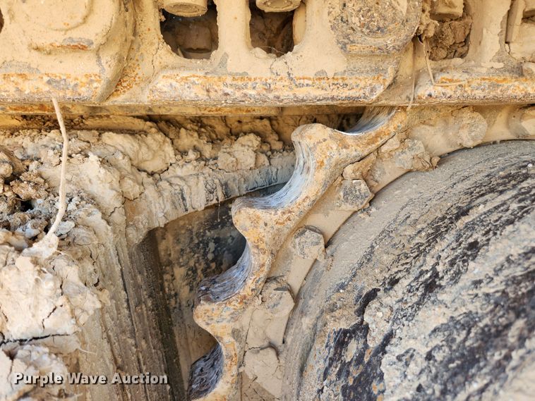 image for item JB9772 1997 Komatsu PC400LC-6  excavator