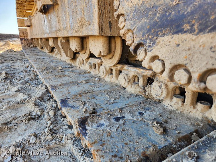 image for item JB9772 1997 Komatsu PC400LC-6  excavator