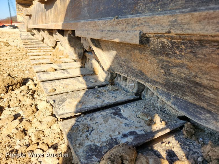 image for item JB9772 1997 Komatsu PC400LC-6  excavator