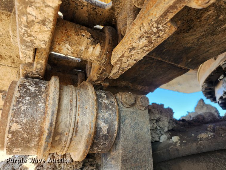 image for item JB9772 1997 Komatsu PC400LC-6  excavator