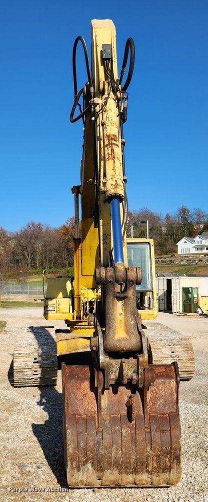 image for item JB9773 1992 Komatsu PC220LC  excavator