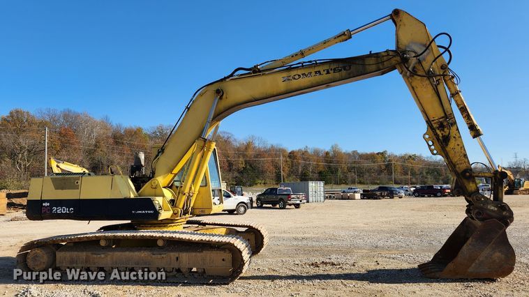 image for item JB9773 1992 Komatsu PC220LC  excavator