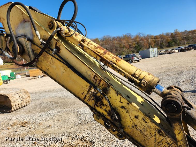 image for item JB9773 1992 Komatsu PC220LC  excavator