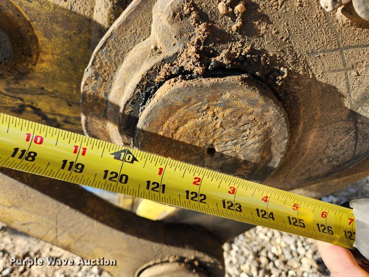 image for item JB9773 1992 Komatsu PC220LC  excavator