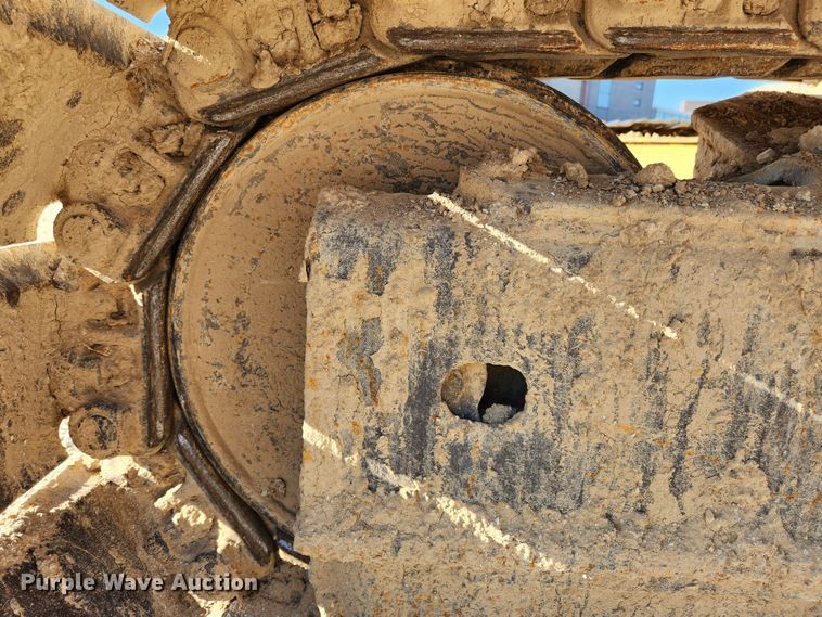 image for item JB9773 1992 Komatsu PC220LC  excavator